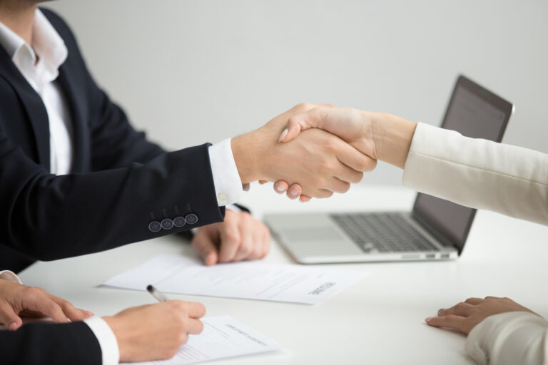 Elégedett partner